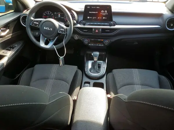 3KPF34ADXPE572415 2023 KIA FORTE - Image 8