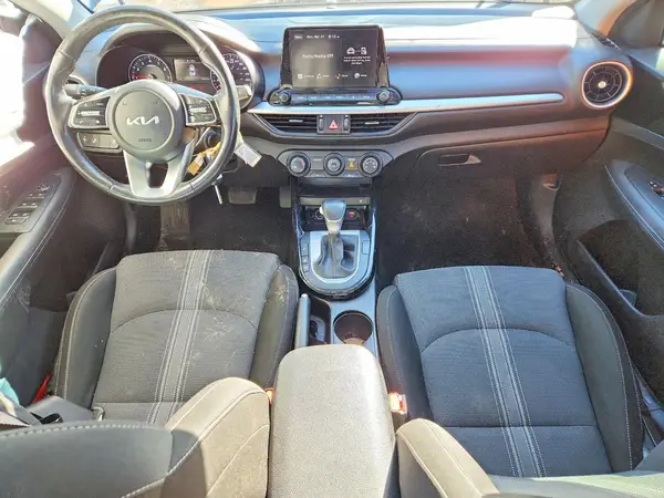 3KPF34ADXPE576366 2023 KIA FORTE - Image 8