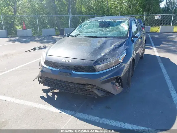 3KPF34ADXPE614209 2023 KIA FORTE - Image 2