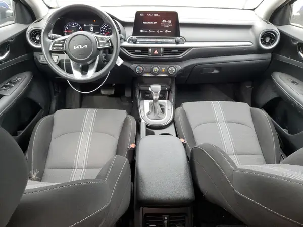 3KPF34ADXRE789353 2024 KIA FORTE - Image 8