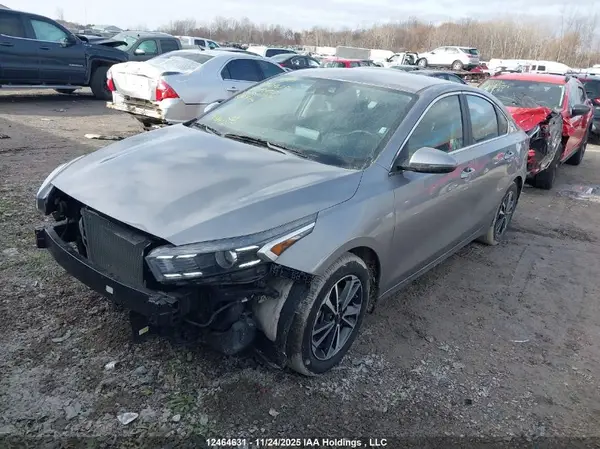 3KPF34ADXRE807754 2024 KIA FORTE - Image 2
