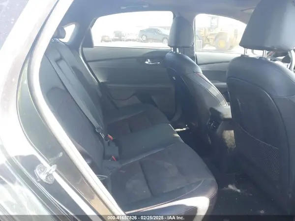 3KPF44AC0ME332192 2021 KIA FORTE - Image 8