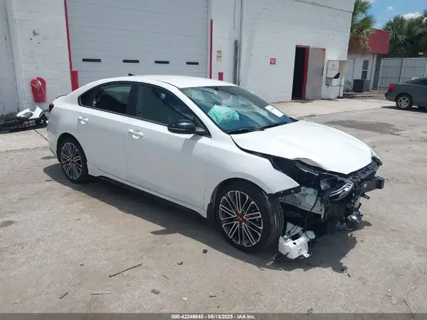 3KPF44AC0ME333164 2021 KIA FORTE - Image 1