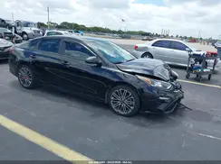 3KPF44AC0ME334525 2021 KIA FORTE