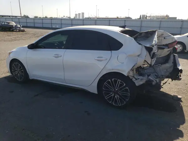 3KPF44AC0ME355973 2021 KIA FORTE - Image 2