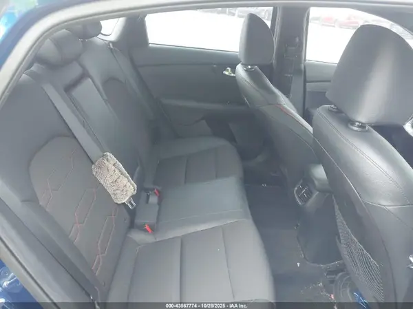 3KPF44AC0ME376211 2021 KIA FORTE - Image 8