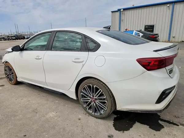 3KPF44AC0ME396569 2021 KIA FORTE - Image 2