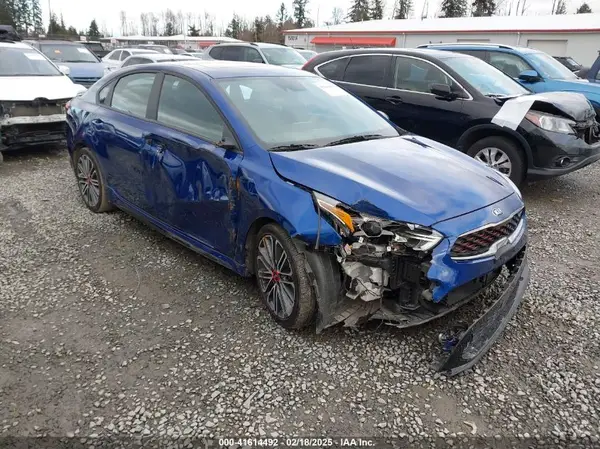 3KPF44AC0ME412379 2021 KIA FORTE - Image 1