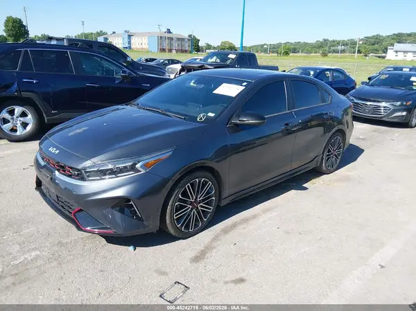 3KPF44AC0NE463706 2022 KIA FORTE - Image 2