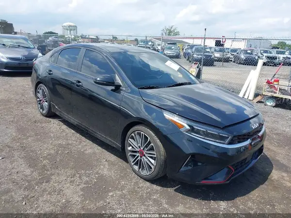 3KPF44AC0NE480330 2022 KIA FORTE - Image 1