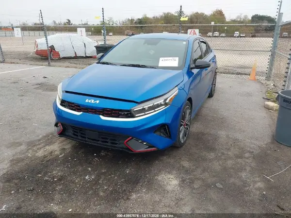 3KPF44AC0NE499654 2022 KIA FORTE - Image 2