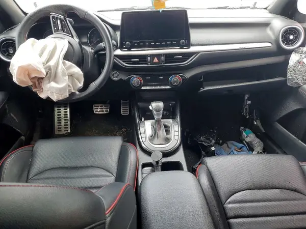 3KPF44AC0PE520747 2023 KIA FORTE - Image 8