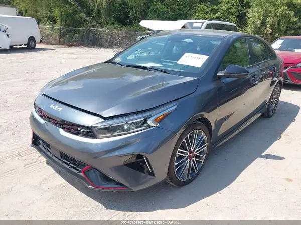 3KPF44AC0PE549682 2023 KIA FORTE - Image 2