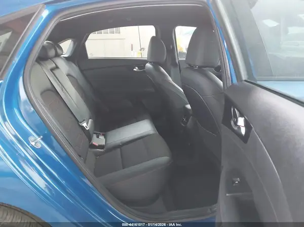 3KPF44AC0PE549889 2023 KIA FORTE - Image 8