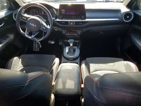 3KPF44AC0PE560536 2023 KIA FORTE - Image 8