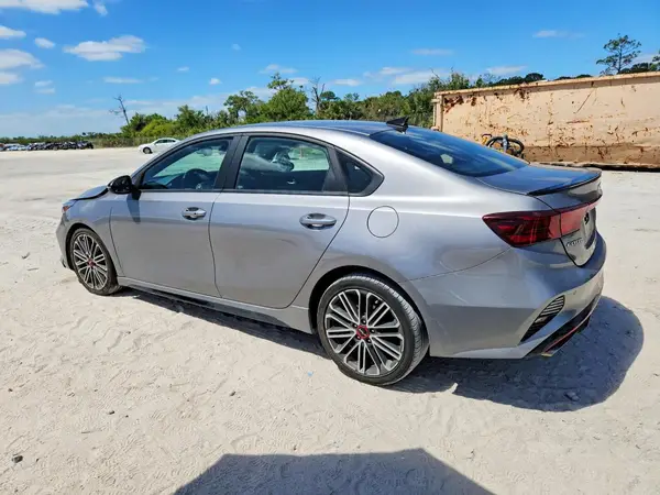 3KPF44AC0PE576879 2023 KIA FORTE - Image 2
