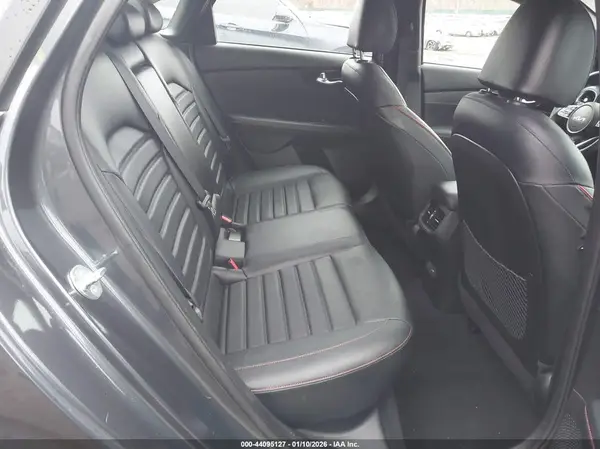 3KPF44AC0PE625711 2023 KIA FORTE - Image 8
