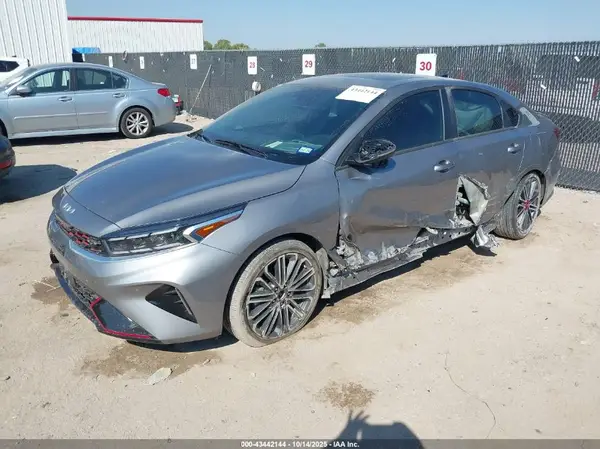 3KPF44AC0RE798731 2024 KIA FORTE - Image 2