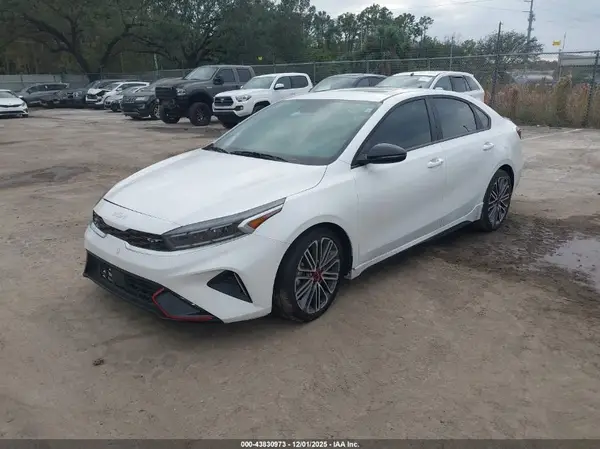 3KPF44AC0RE807976 2024 KIA FORTE - Image 2