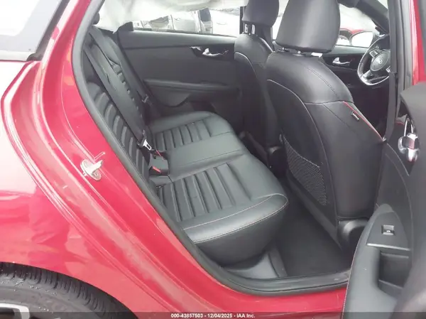 3KPF44AC1LE256674 2020 KIA FORTE - Image 8