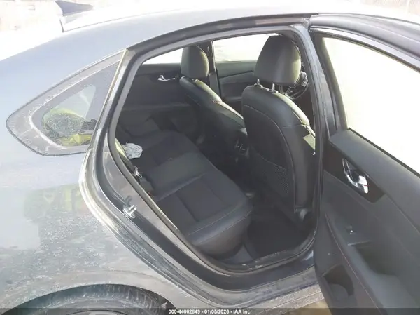 3KPF44AC1ME287845 2021 KIA FORTE - Image 8