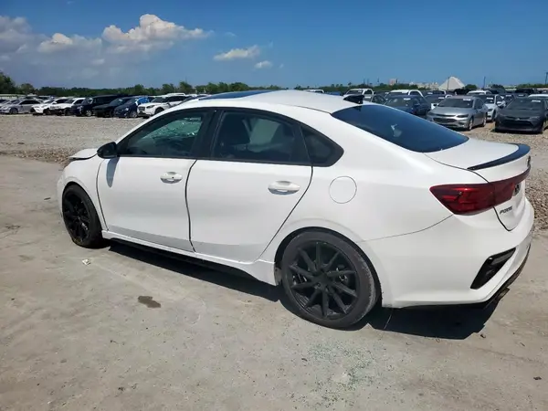 3KPF44AC1ME358395 2021 KIA FORTE - Image 2