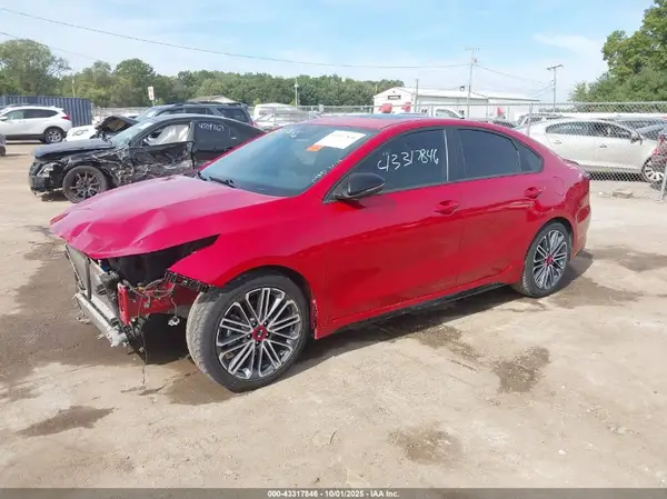3KPF44AC1ME390621 2021 KIA FORTE - Image 2
