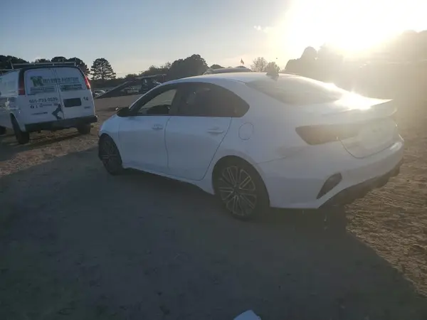 3KPF44AC1NE449720 2022 KIA FORTE - Image 2
