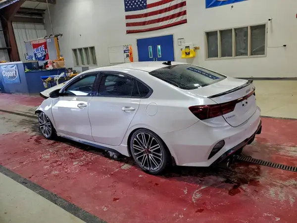 3KPF44AC1NE453038 2022 KIA FORTE - Image 2