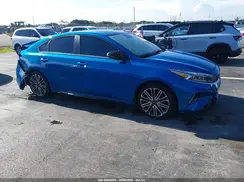 3KPF44AC1NE465948 2022 KIA FORTE
