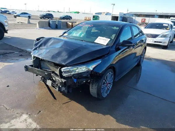 3KPF44AC1NE478151 2022 KIA FORTE - Image 2