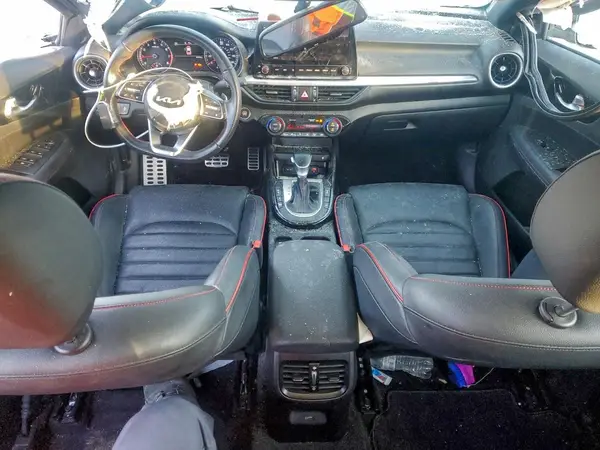 3KPF44AC1NE488212 2022 KIA FORTE - Image 8