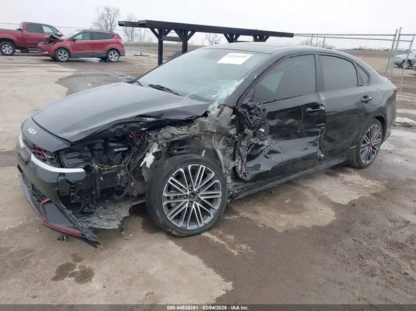 3KPF44AC1PE567284 2023 KIA FORTE - Image 2