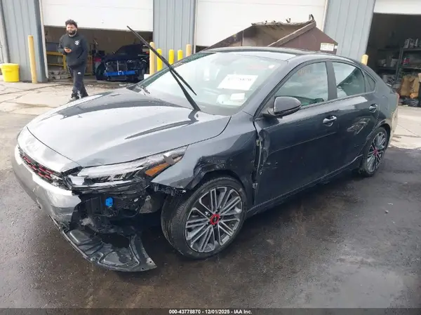 3KPF44AC1PE574915 2023 KIA FORTE - Image 2