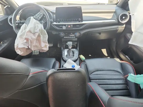 3KPF44AC1PE577152 2023 KIA FORTE - Image 8