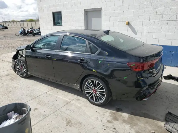 3KPF44AC1PE617617 2023 KIA FORTE - Image 2