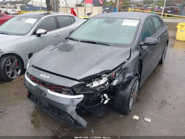3KPF44AC1RE697522 2024 KIA FORTE - Image 2