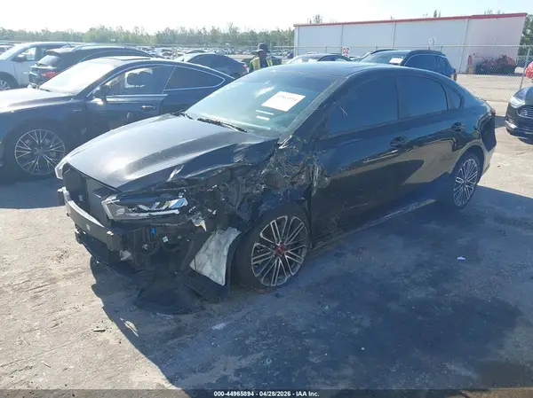 3KPF44AC1RE711967 2024 KIA FORTE - Image 2