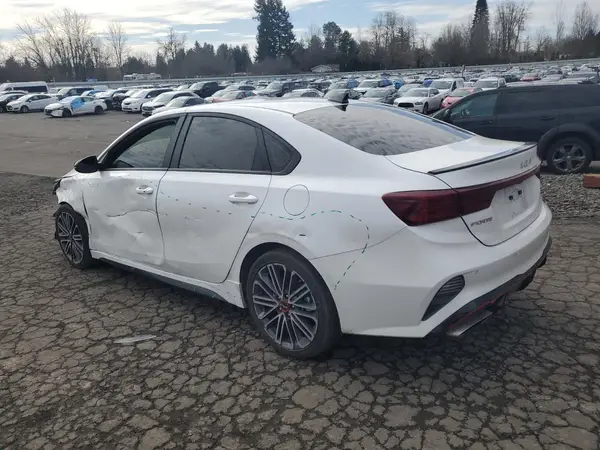 3KPF44AC1RE717915 2024 KIA FORTE - Image 2