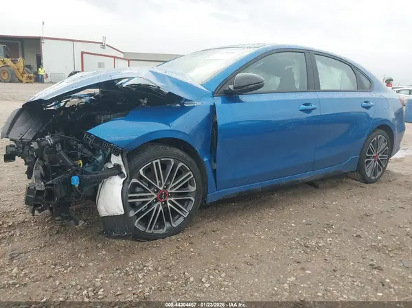 3KPF44AC1RE738327 2024 KIA FORTE - Image 2
