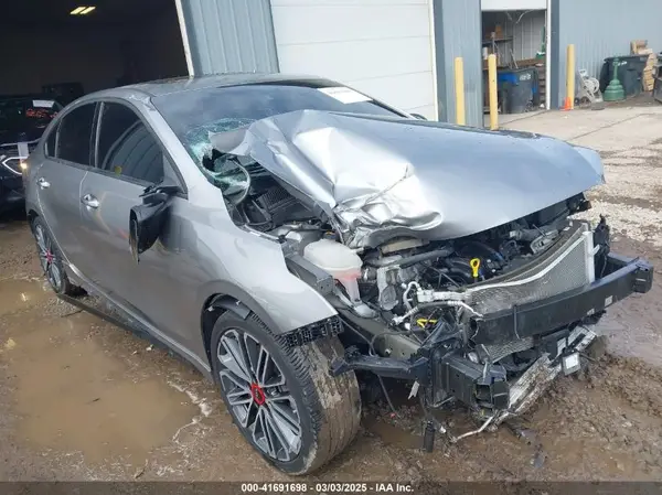 3KPF44AC1RE740840 2024 KIA FORTE - Image 1