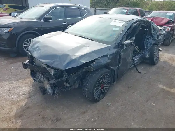 3KPF44AC1RE747884 2024 KIA FORTE - Image 2