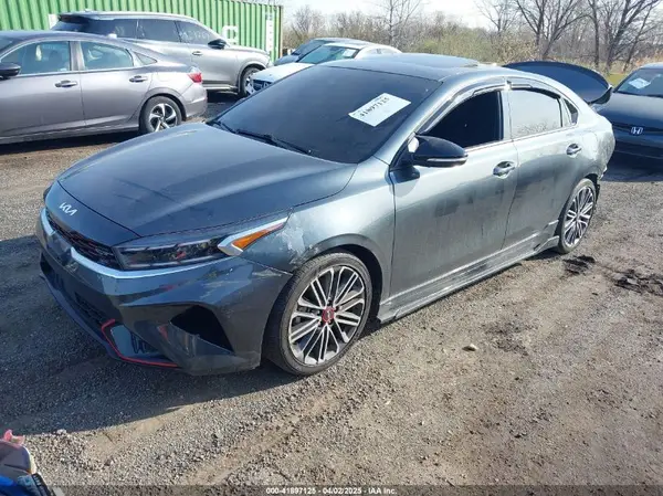 3KPF44AC1RE749053 2024 KIA FORTE - Image 2