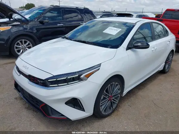 3KPF44AC1RE783736 2024 KIA FORTE - Image 2