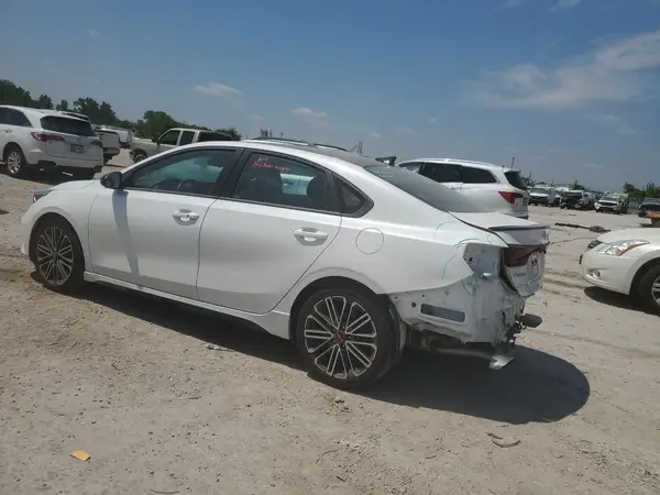 3KPF44AC1RE805962 2024 KIA FORTE - Image 2