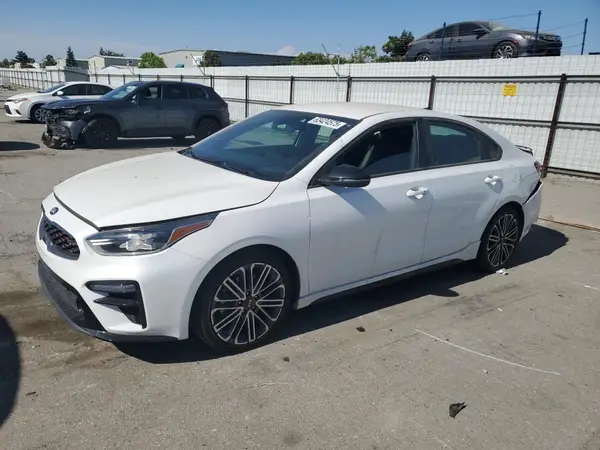 3KPF44AC2ME368529 2021 KIA FORTE - Image 1