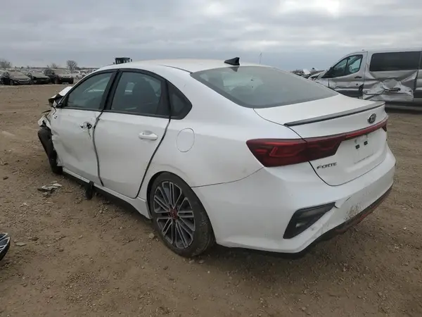 3KPF44AC2ME369521 2021 KIA FORTE - Image 2