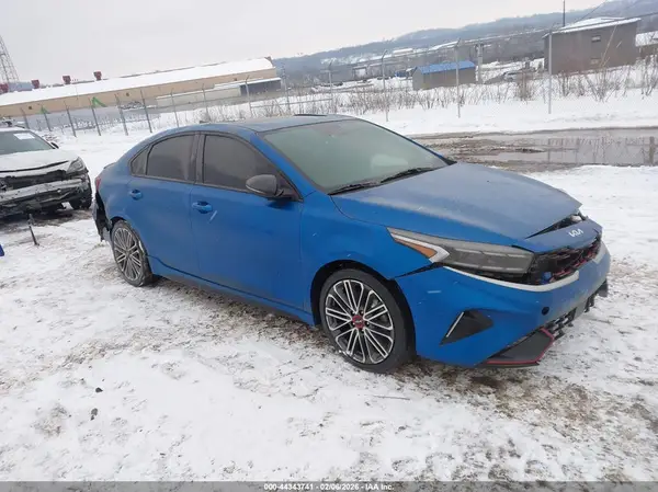 3KPF44AC2NE424955 2022 KIA FORTE - Image 1