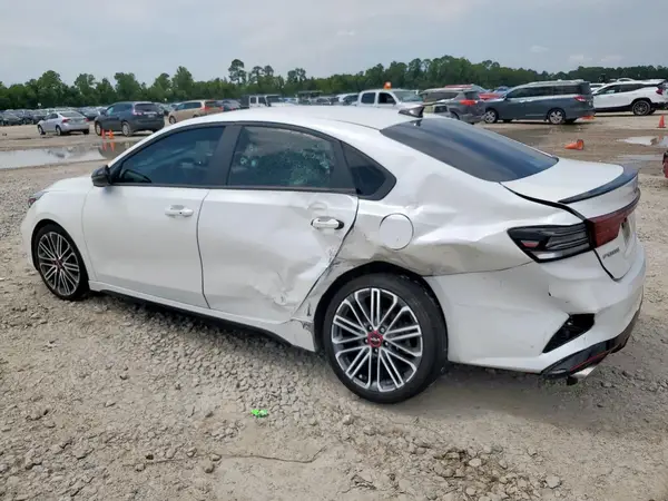 3KPF44AC2NE436569 2022 KIA FORTE - Image 2
