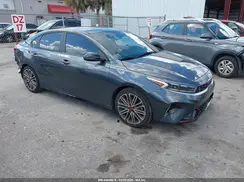 3KPF44AC2NE476571 2022 KIA FORTE